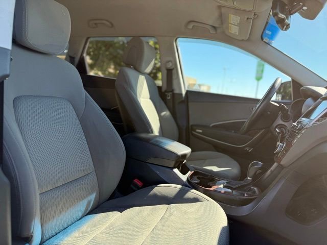Used 2018 Hyundai Santa Fe SE image 14
