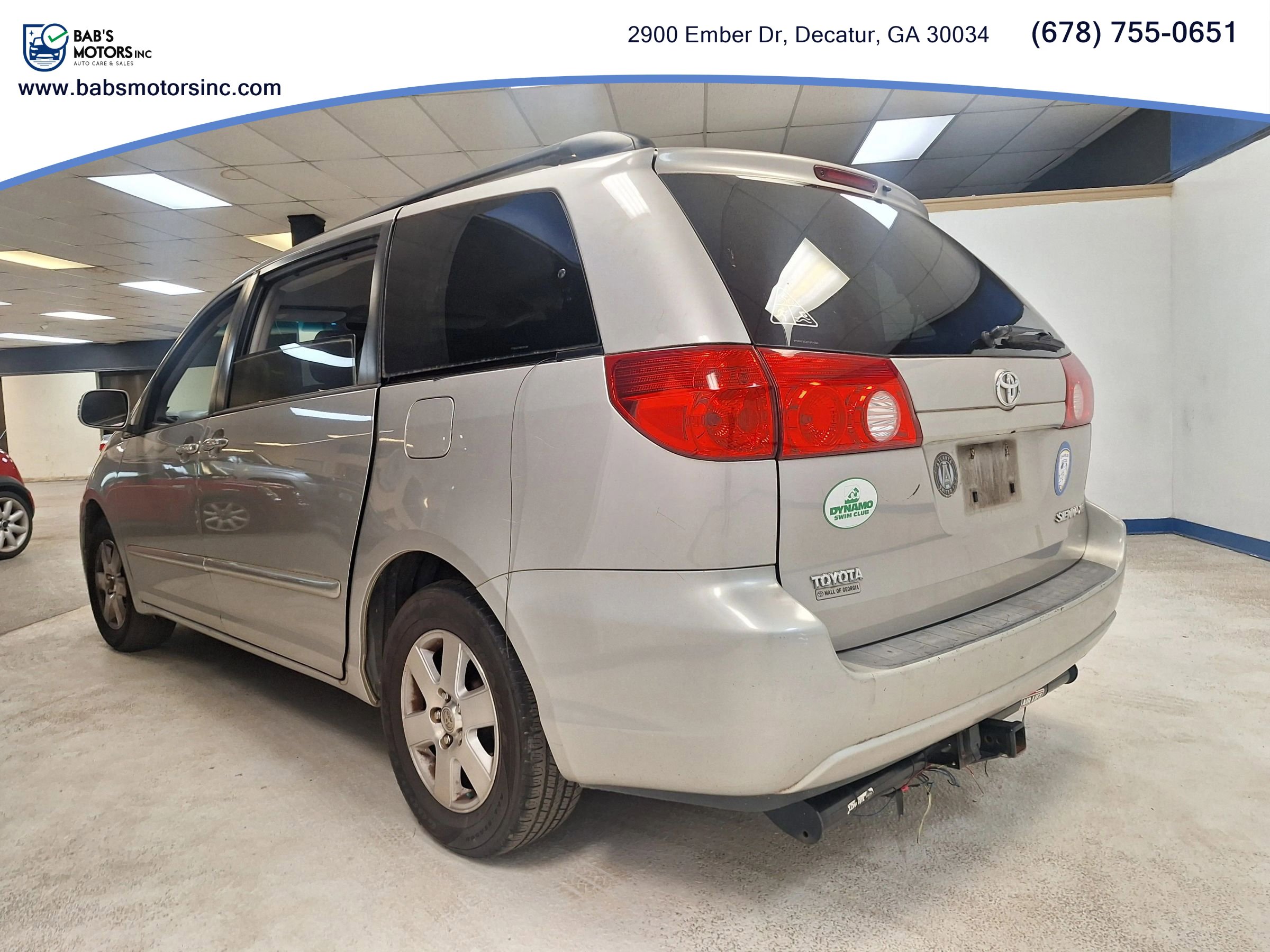 Used 2009 Toyota Sienna XLE image 14