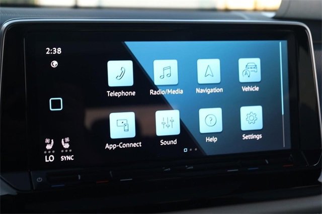 New 2026 Volkswagen Atlas Cross Sport SEL Premium R-Line image 15