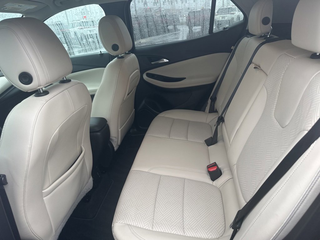 Used 2020 Buick Encore GX Essence w/ Advanced Technology Package image 21