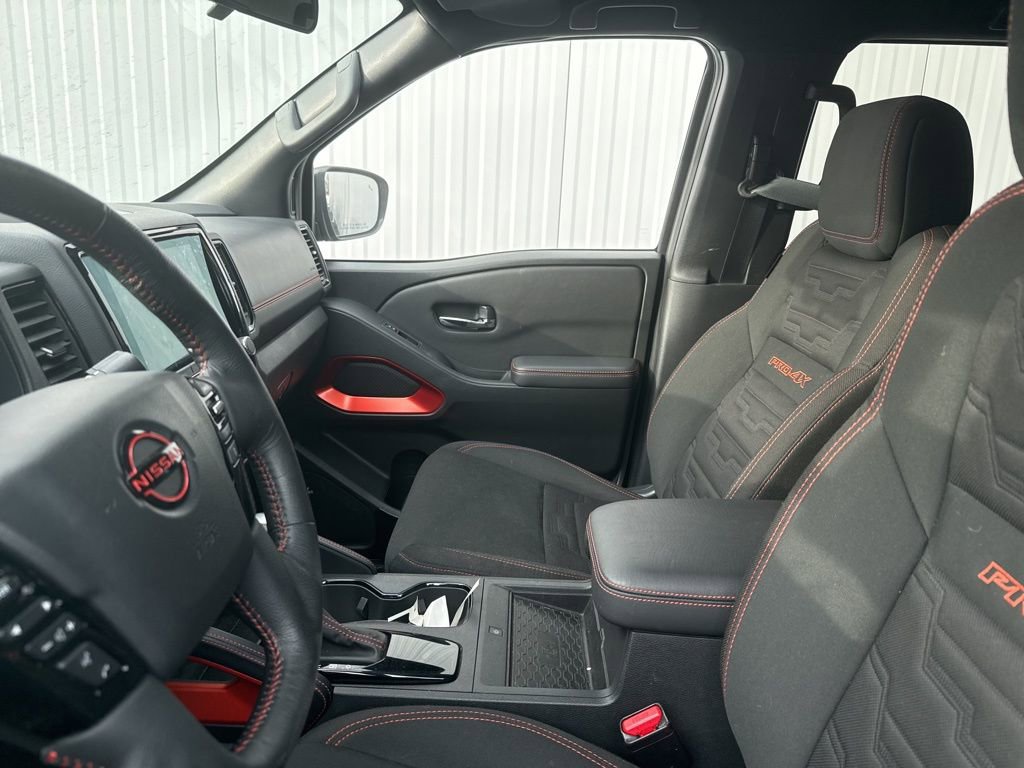 Used 2023 Nissan Frontier PRO-4X w/ Pro Convenience Package image 9