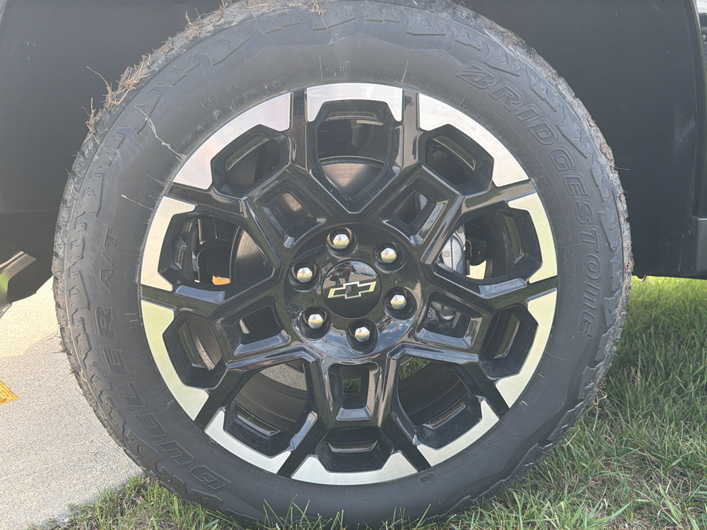 New 2026 Chevrolet Colorado Z71 w/ Technology Package AWD/4WD image 9