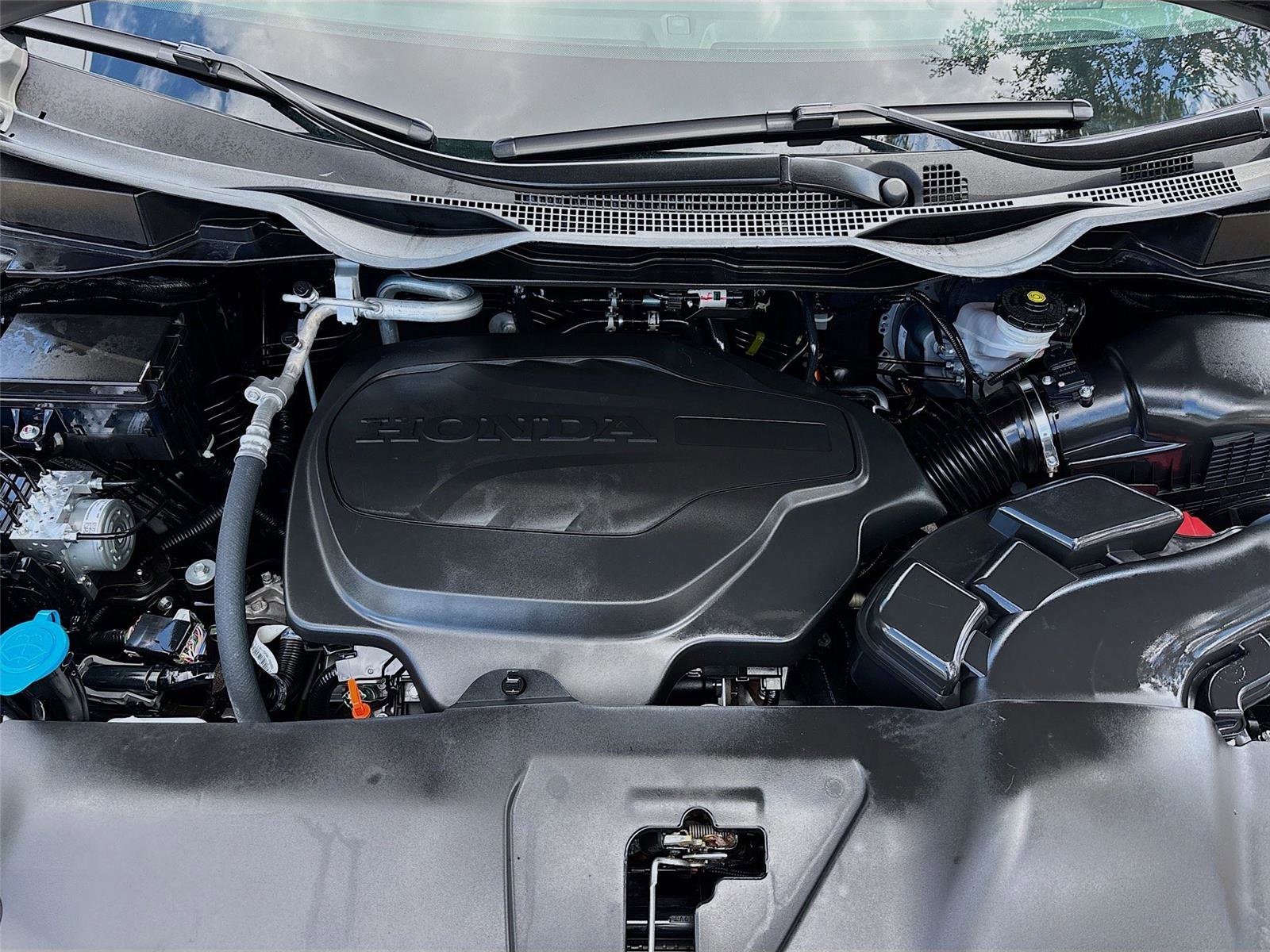 Used 2025 Honda Odyssey Sport-L image 30