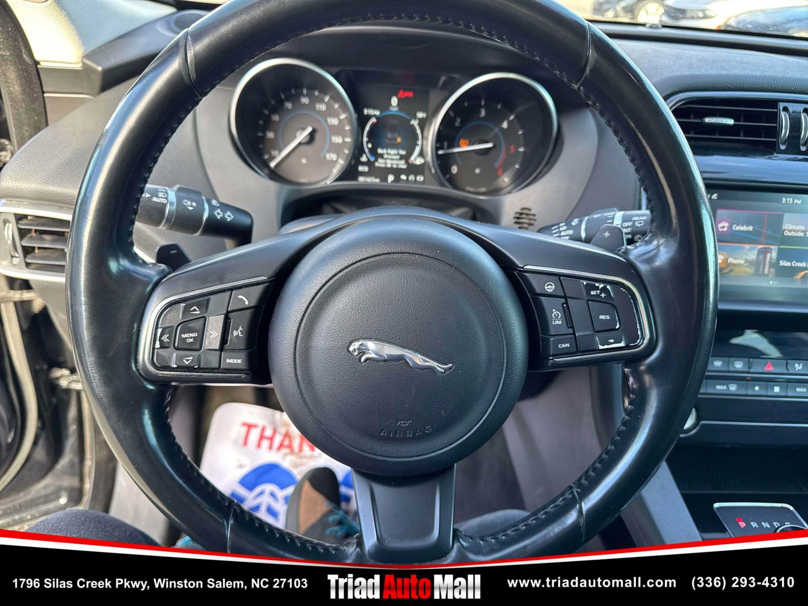 Used 2017 Jaguar F-PACE 20d Sport Utility 4D image 15