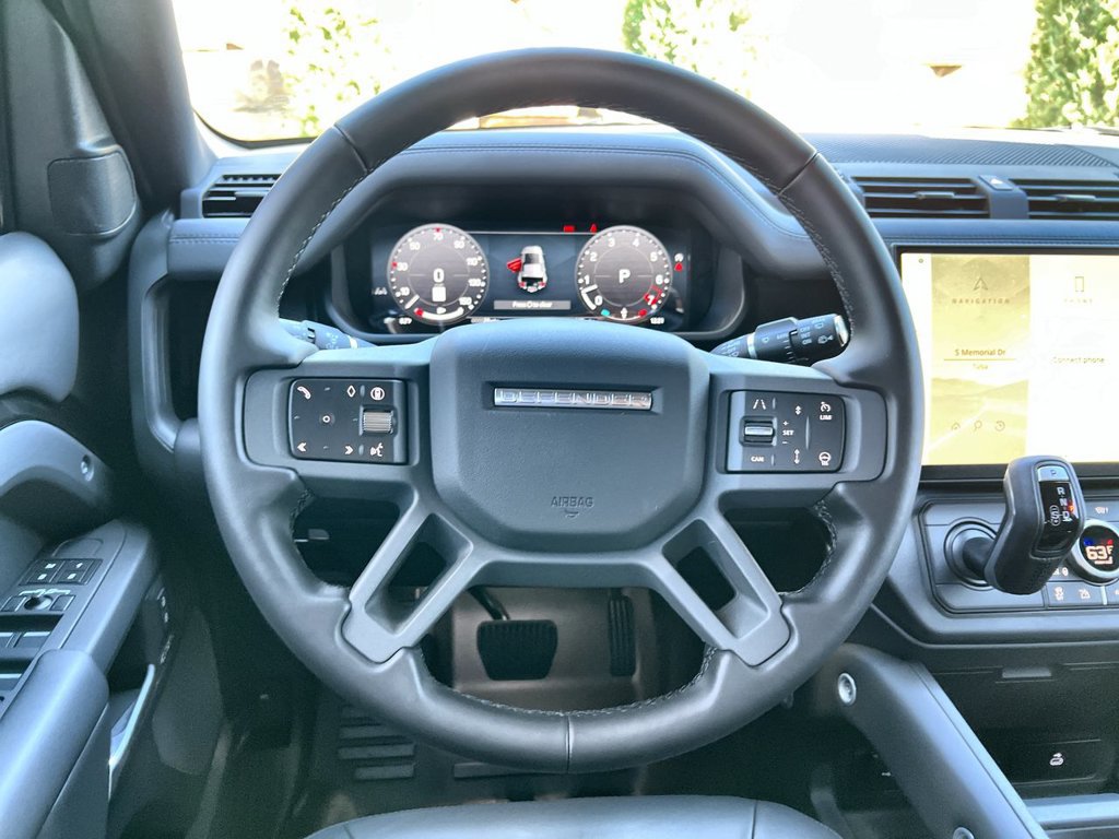 New 2026 Land Rover Defender 110 X-Dynamic SE AWD/4WD image 21