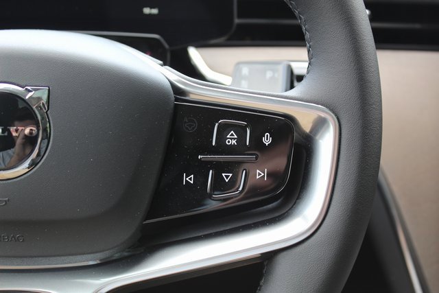 New 2025 Volvo EX90 Ultra image 17