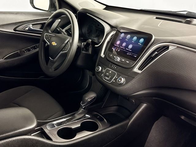 Used 2022 Chevrolet Malibu LS FWD image 35