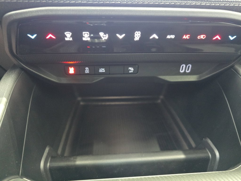 New 2026 Jeep Cherokee Laredo AWD/4WD image 21