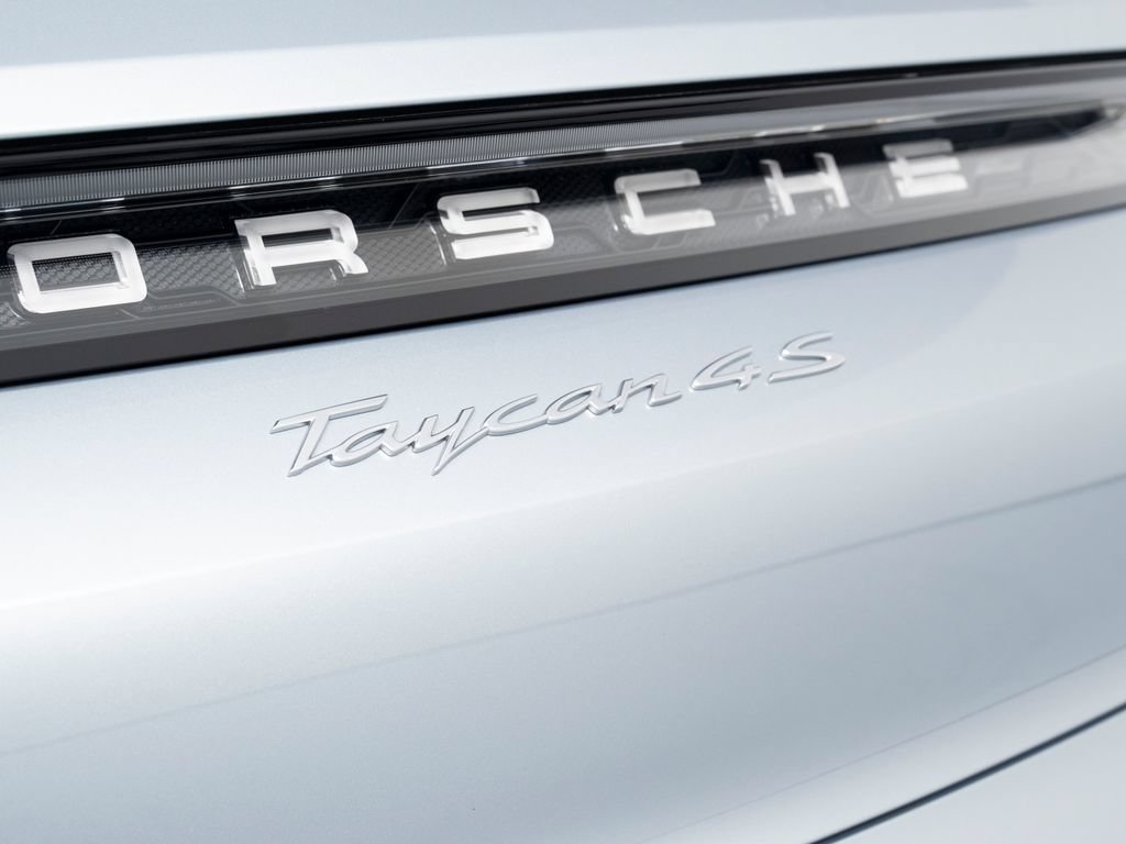 Certified 2022 Porsche Taycan 4S AWD/4WD image 47