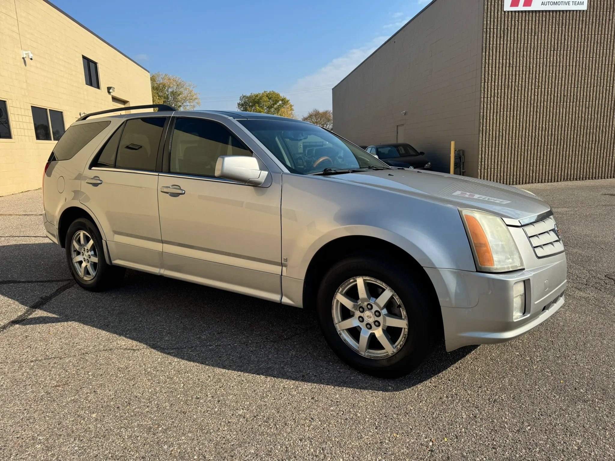 Used 2007 Cadillac SRX w/ Theater Package AWD/4WD image 12