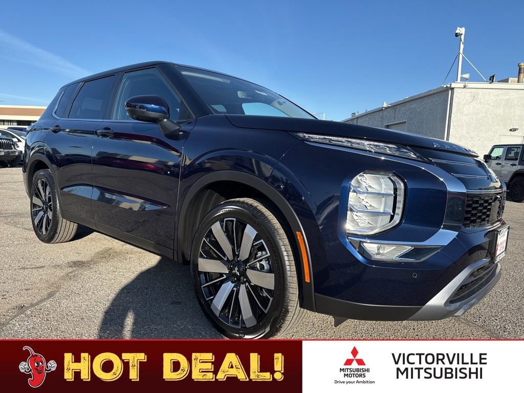 New 2026 Mitsubishi Outlander SE image 1