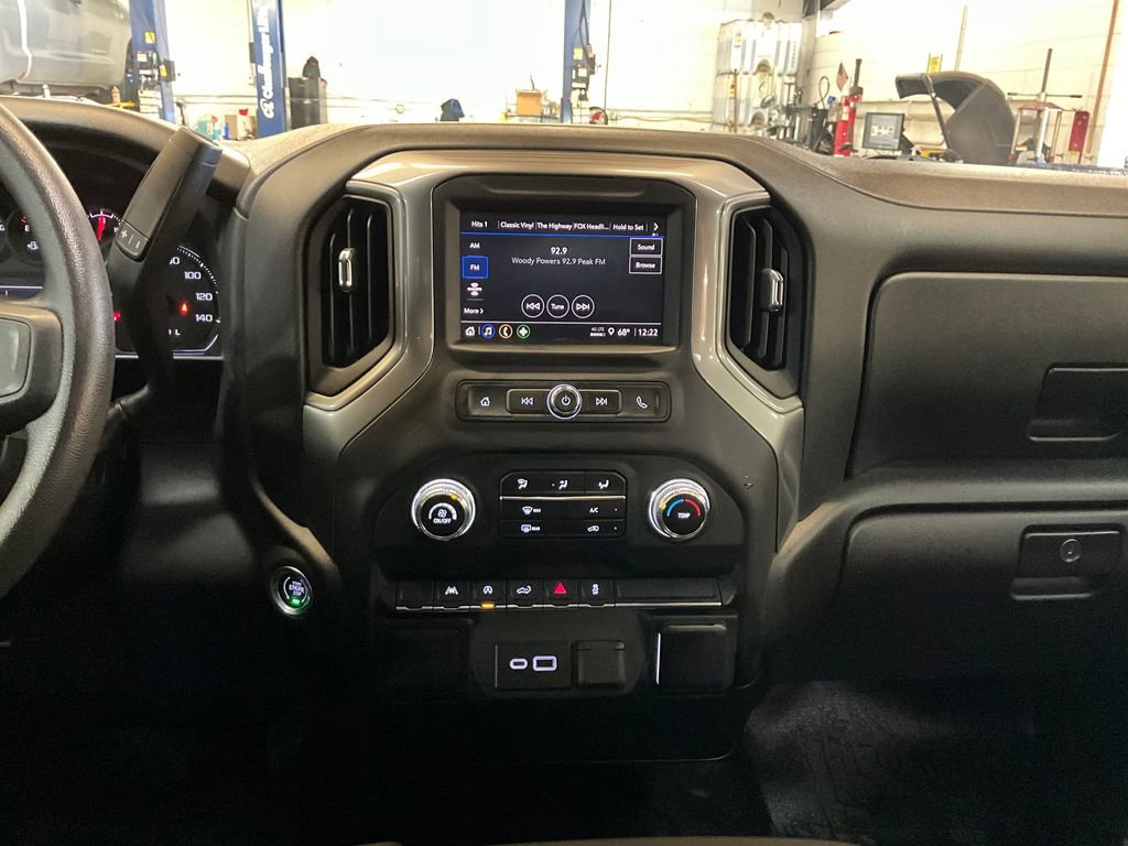 Used 2024 GMC Sierra 1500 Pro w/ Graphite Edition image 8