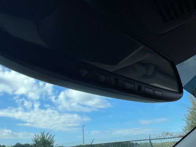 Used 2022 Nissan Pathfinder Platinum w/ Cargo Package image 27