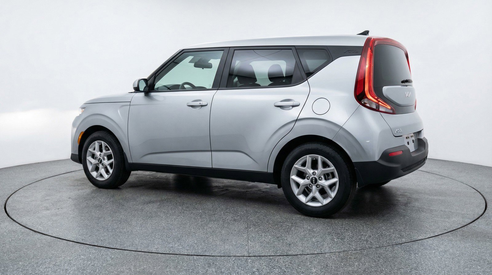 Used 2025 Kia Soul LX w/ LX Technology Package image 6