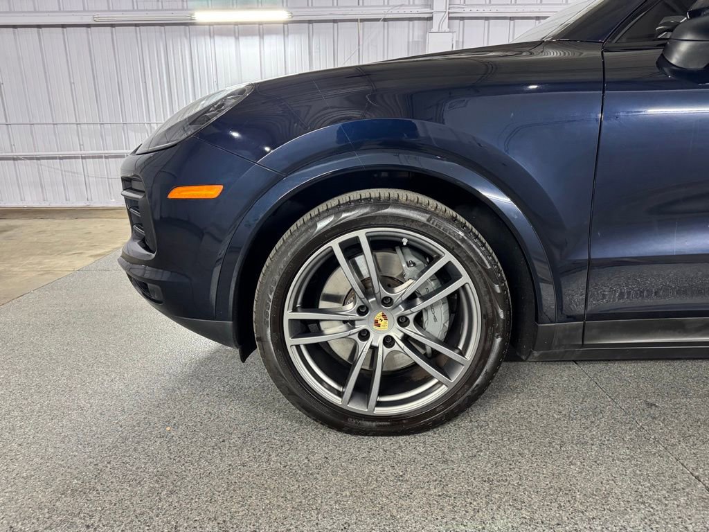 Used 2022 Porsche Cayenne S AWD/4WD image 18
