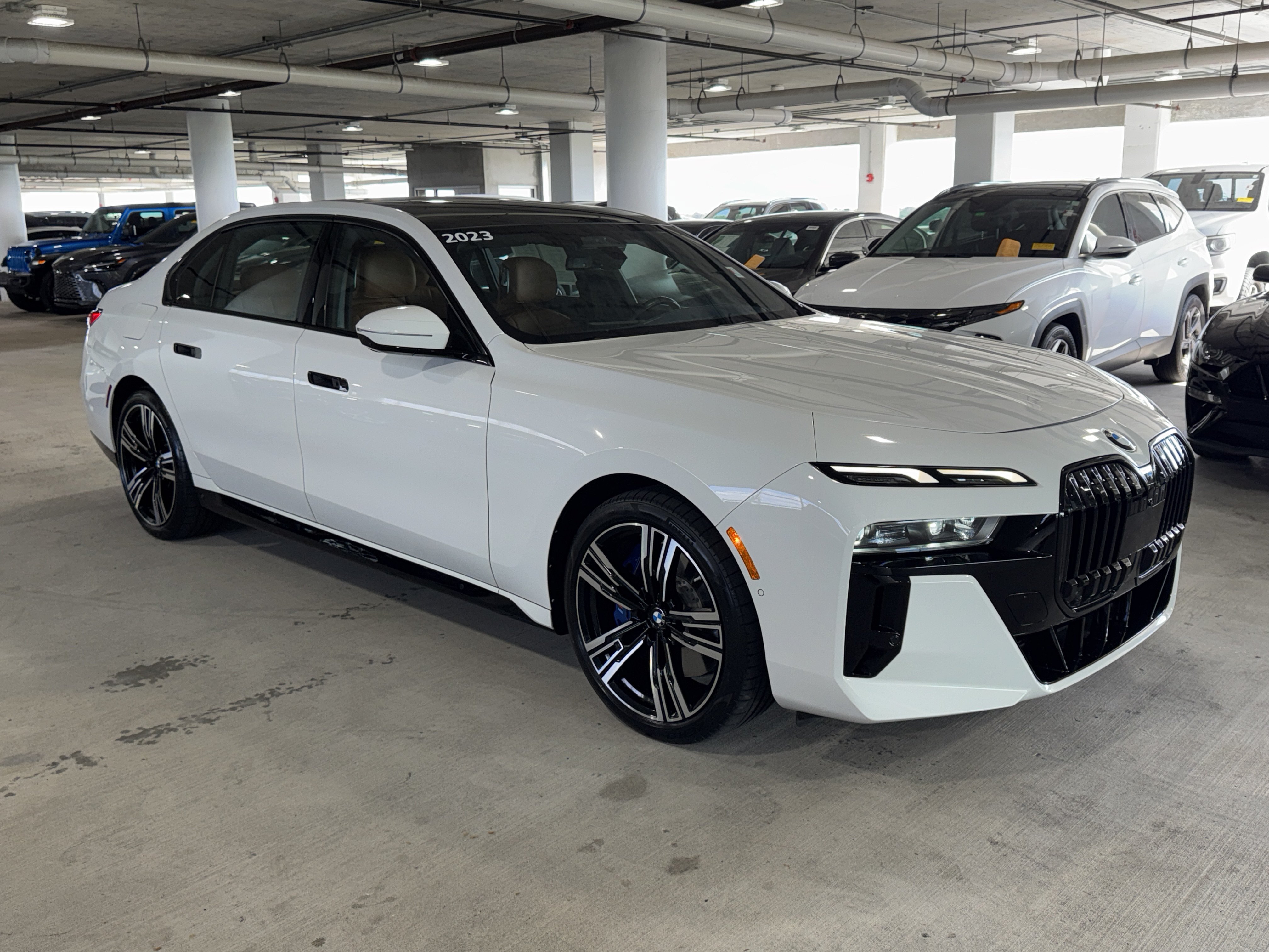 Used 2023 BMW 740i RWD image 2