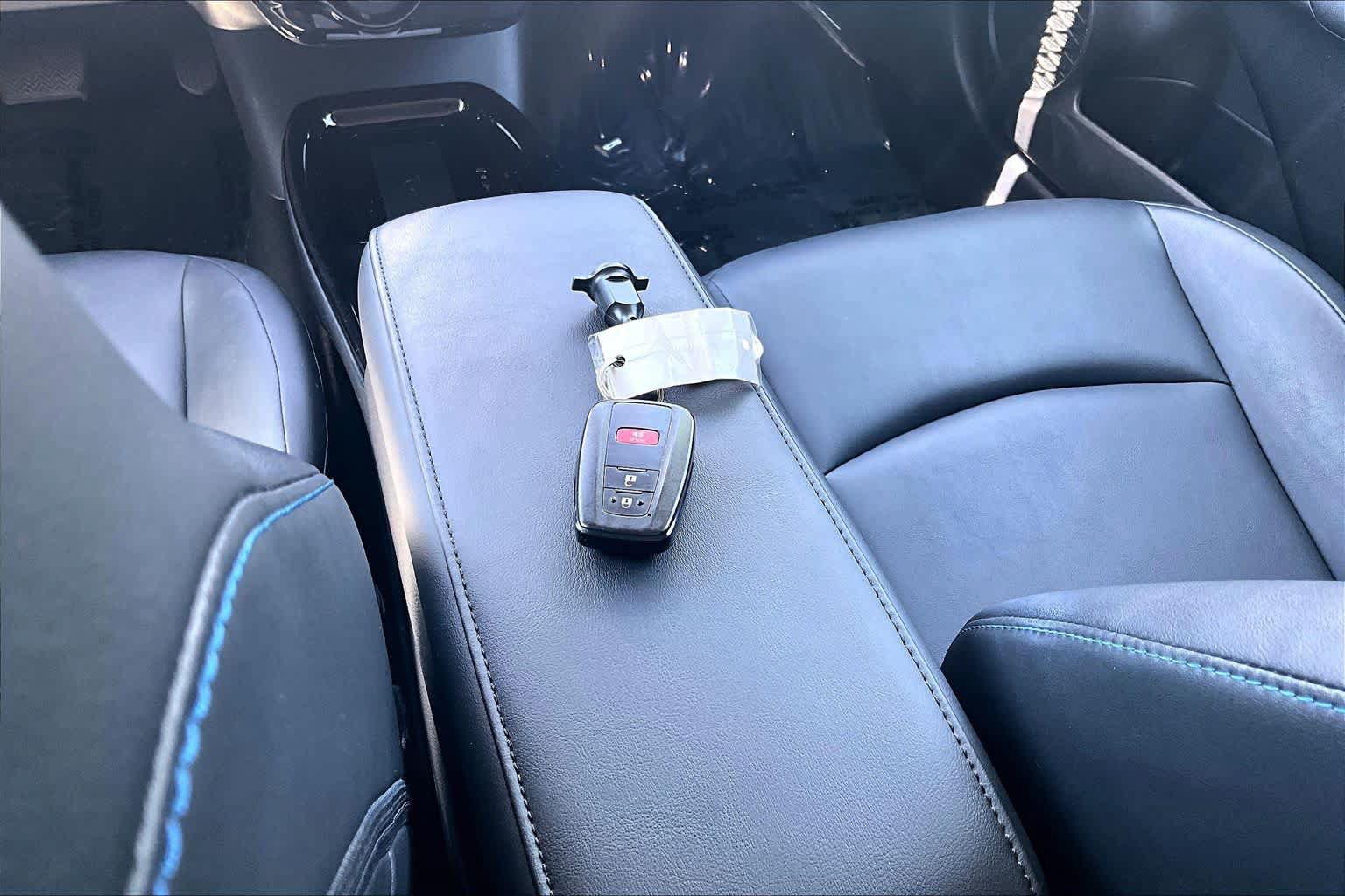Used 2017 Toyota Prius Three Touring FWD image 14