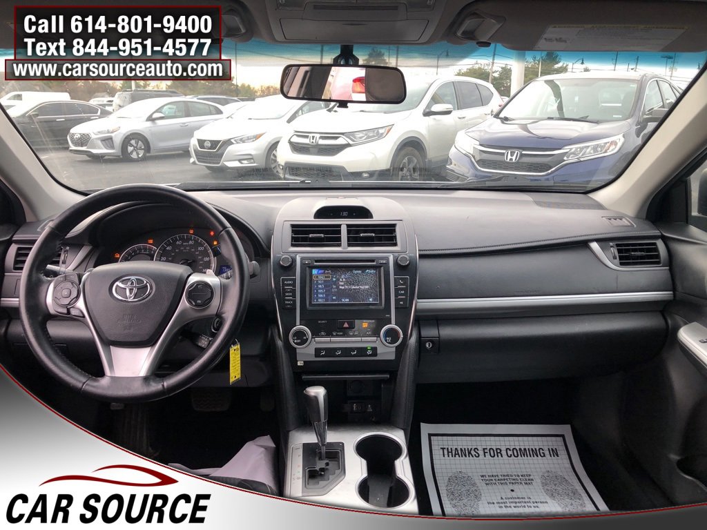 Used 2014 Toyota Camry L image 10