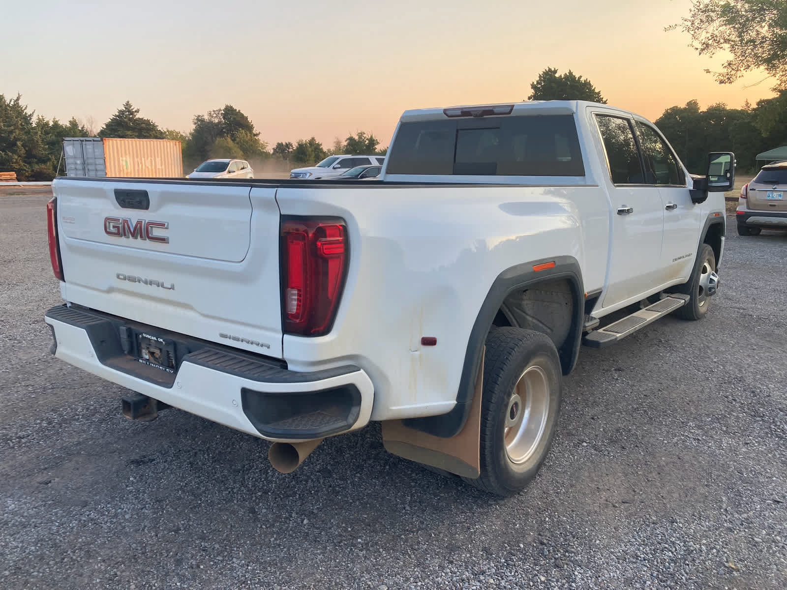 Used 2021 GMC Sierra 3500 Denali w/ Denali Ultimate Package AWD/4WD image 8