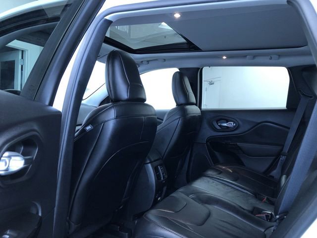 Used 2023 Jeep Cherokee Altitude Lux w/ Lux Elite Package image 19