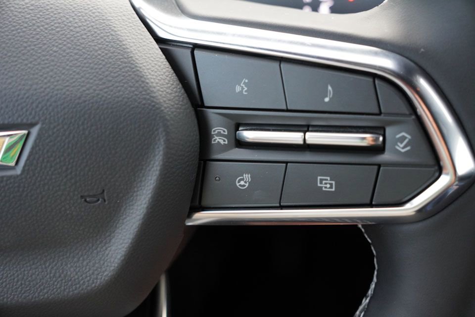 New 2026 Chevrolet Equinox EV LT AWD/4WD image 15