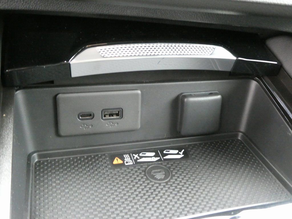 New 2026 Buick Envision Sport Touring image 17