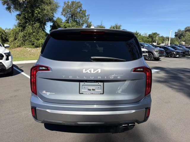 Used 2025 Kia Telluride S FWD image 3