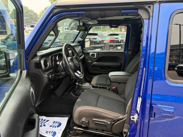 Used 2020 Jeep Wrangler Unlimited Sahara w/ Safety Group AWD/4WD image 15
