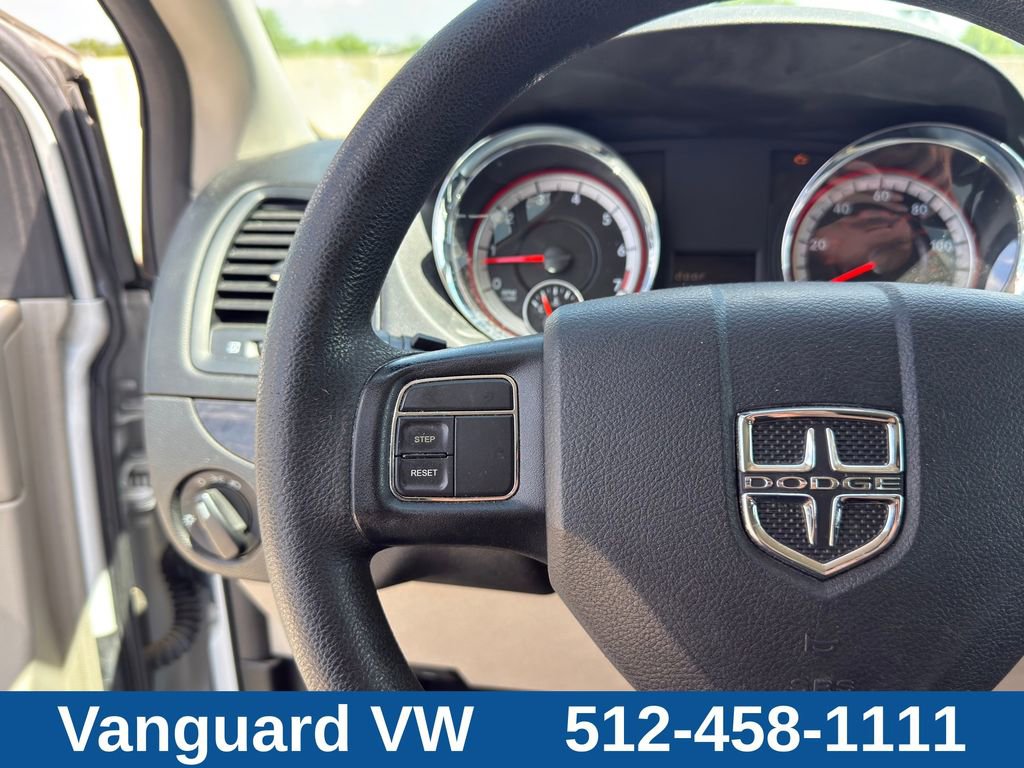 Used 2019 Dodge Grand Caravan SE FWD image 13
