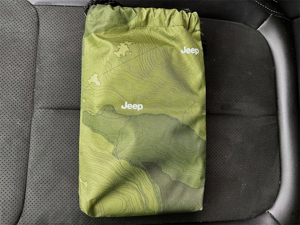 Used 2021 Jeep Grand Cherokee L Laredo image 39