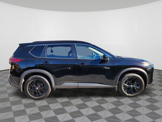 Certified 2023 Nissan Rogue SV w/ SV Premium B Package AWD/4WD image 6