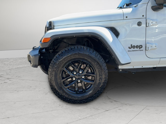 Used 2022 Jeep Gladiator Sport AWD/4WD image 26