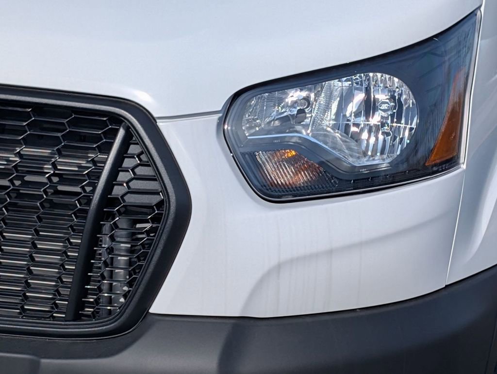 New 2026 Ford Transit 250 148 Medium Roof w/ Load Area Protection Package image 10