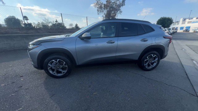 Used 2024 Chevrolet Trax LT image 5