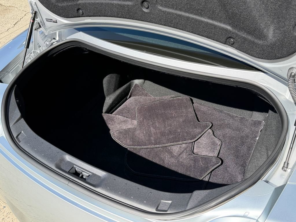 Used 2015 Nissan GT-R Black Edition image 36