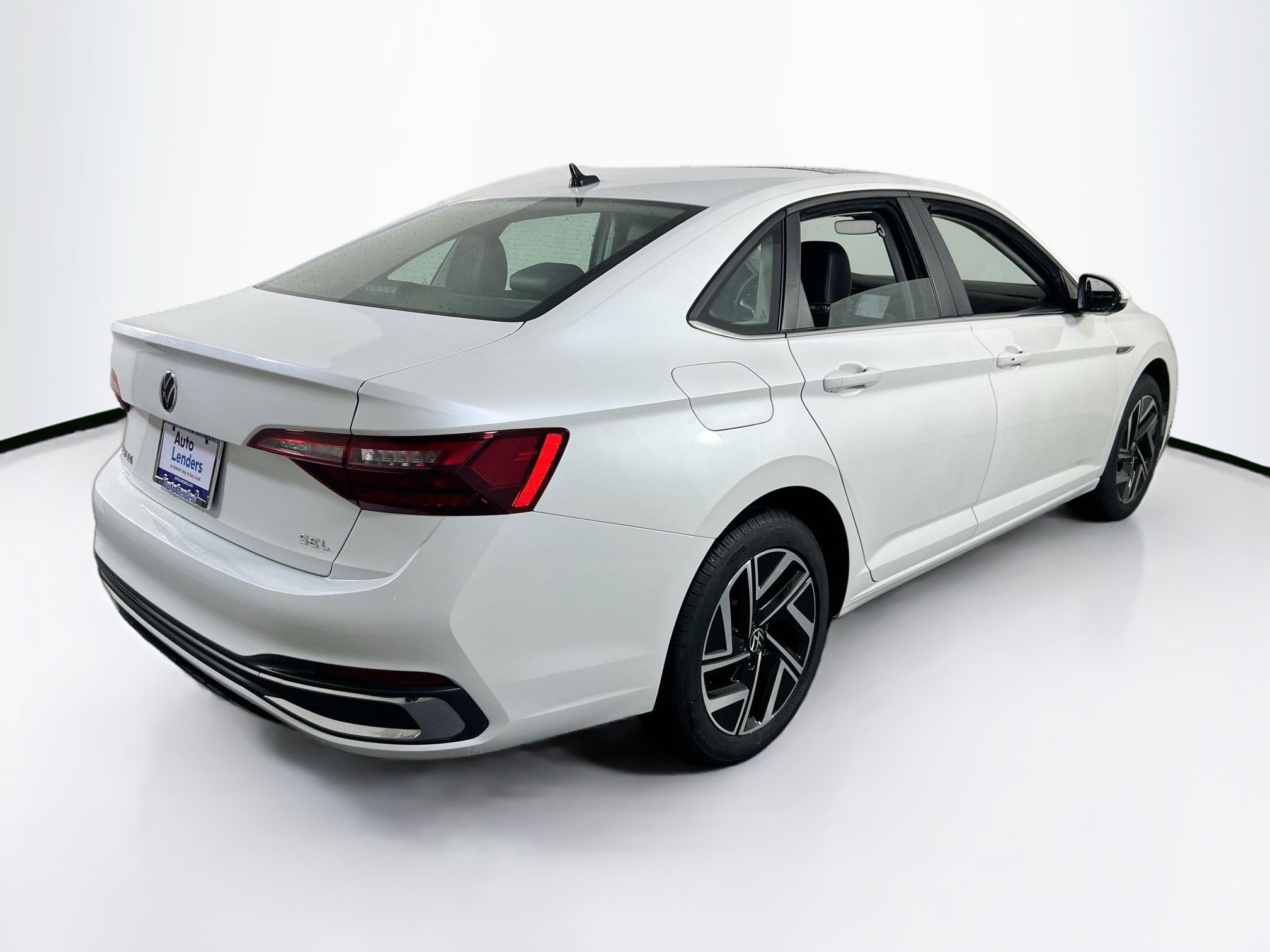 Used 2022 Volkswagen Jetta SEL image 5