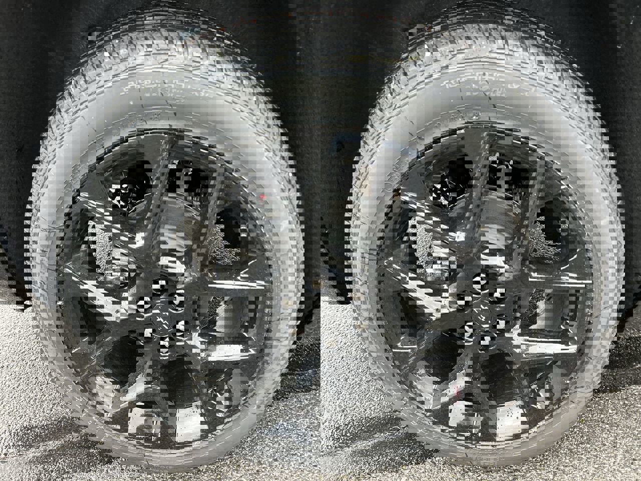 New 2026 Chevrolet Traverse RS w/ LPO, Floor Liner Package image 9