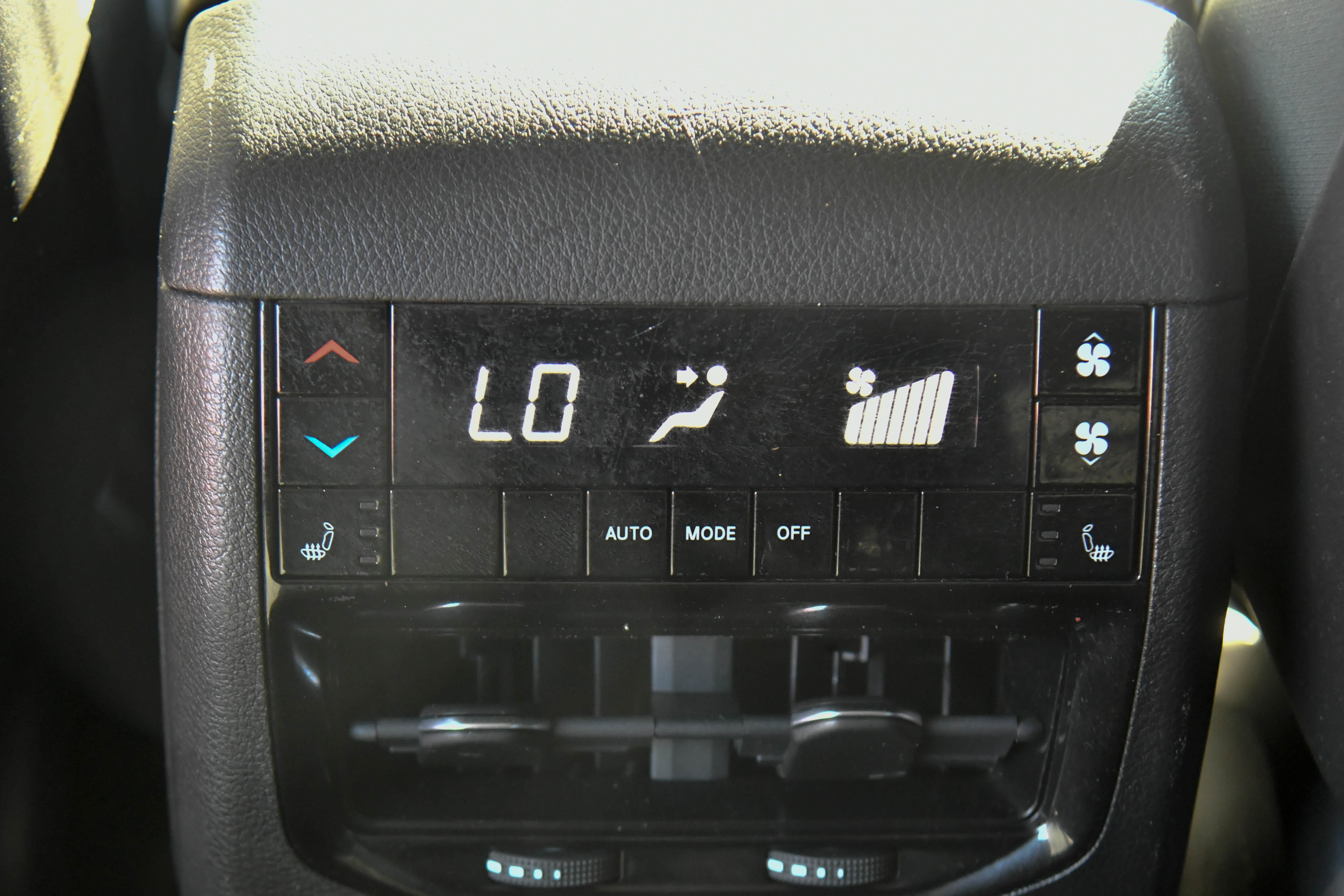 Used 2022 Jeep Grand Cherokee L Limited image 45