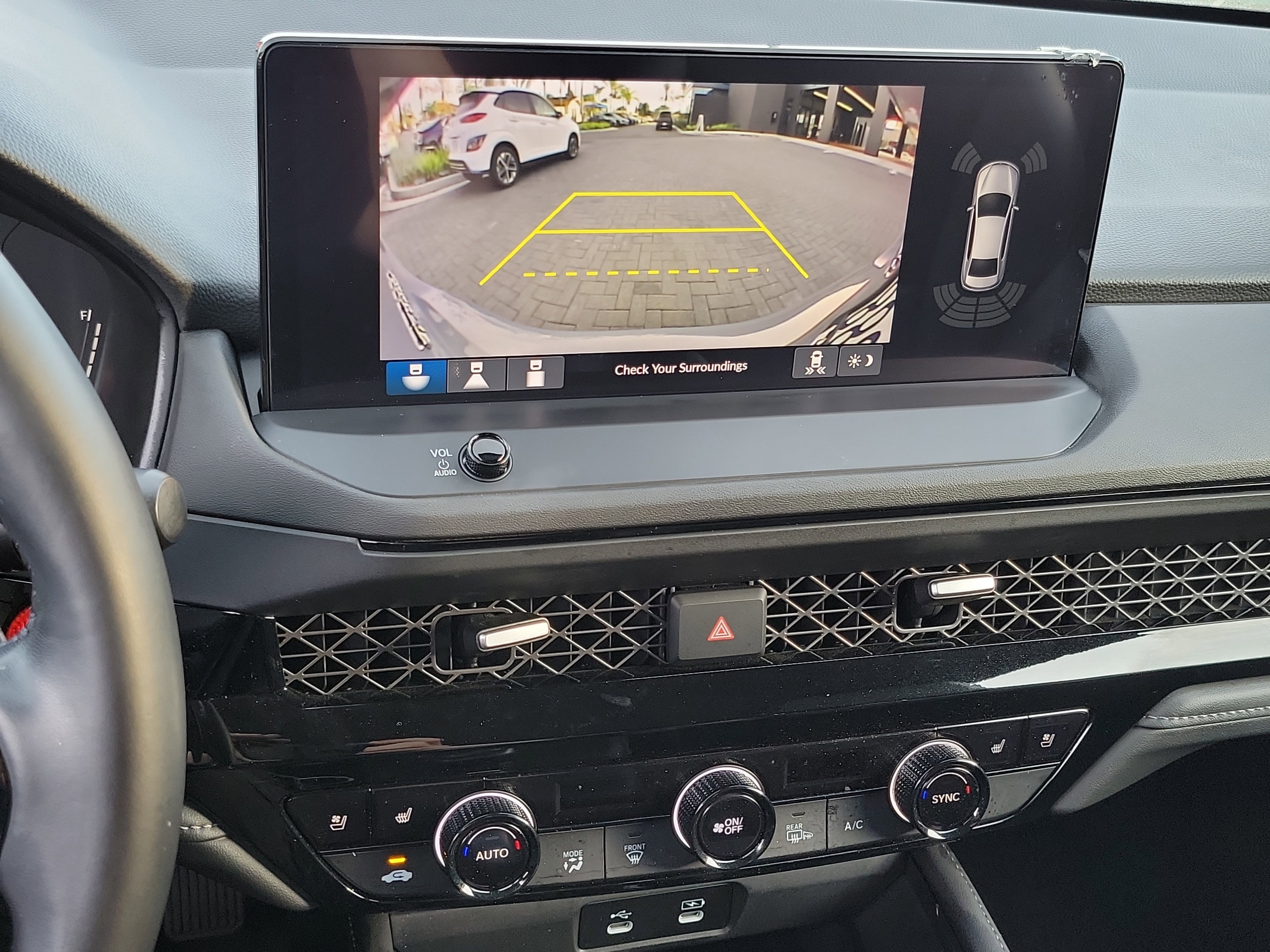 Used 2024 Honda Accord Touring image 12