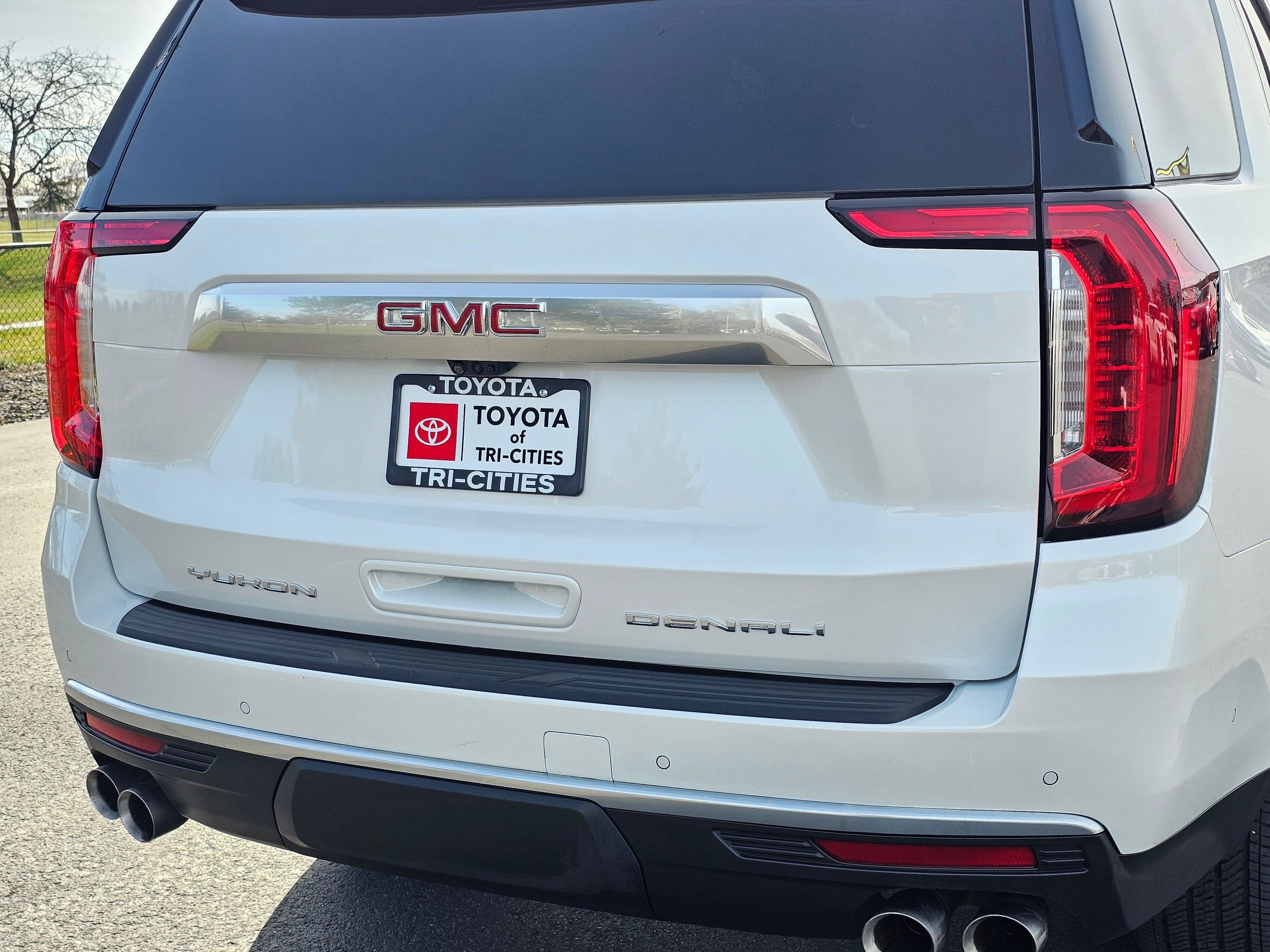 Used 2024 GMC Yukon Denali w/ Denali Reserve Package AWD/4WD image 13