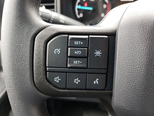 New 2026 Ford F550 4x4 Crew Cab image 13