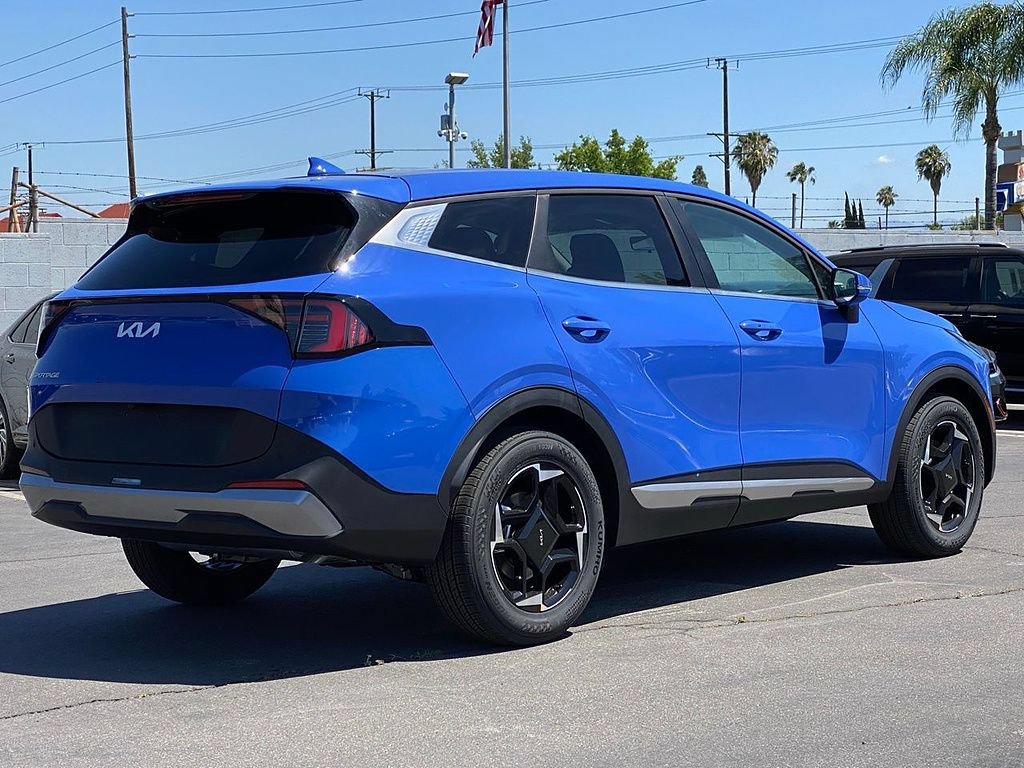 New 2026 Kia Sportage EX FWD image 3