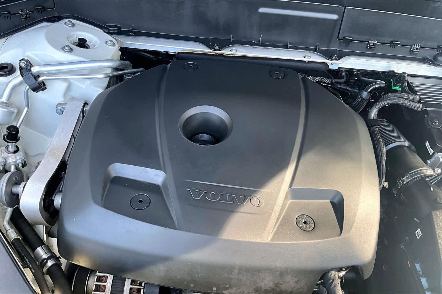 Used 2019 Volvo XC90 T5 Momentum w/ Protection Package FWD image 31
