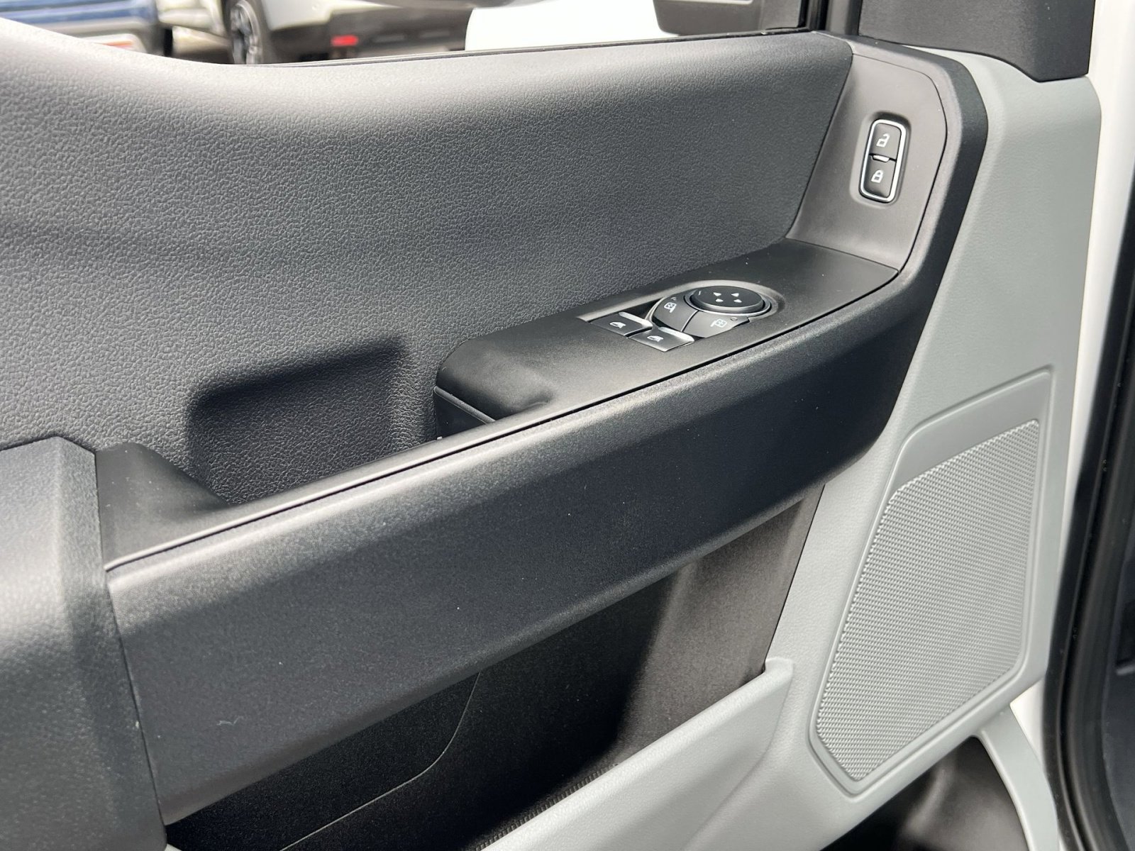 Used 2026 Ford F250 XL w/ XL Chrome Package image 15