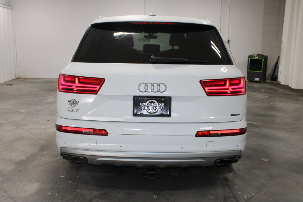 Used 2019 Audi Q7 3.0T Premium Plus w/ Premium Plus Package AWD/4WD image 8