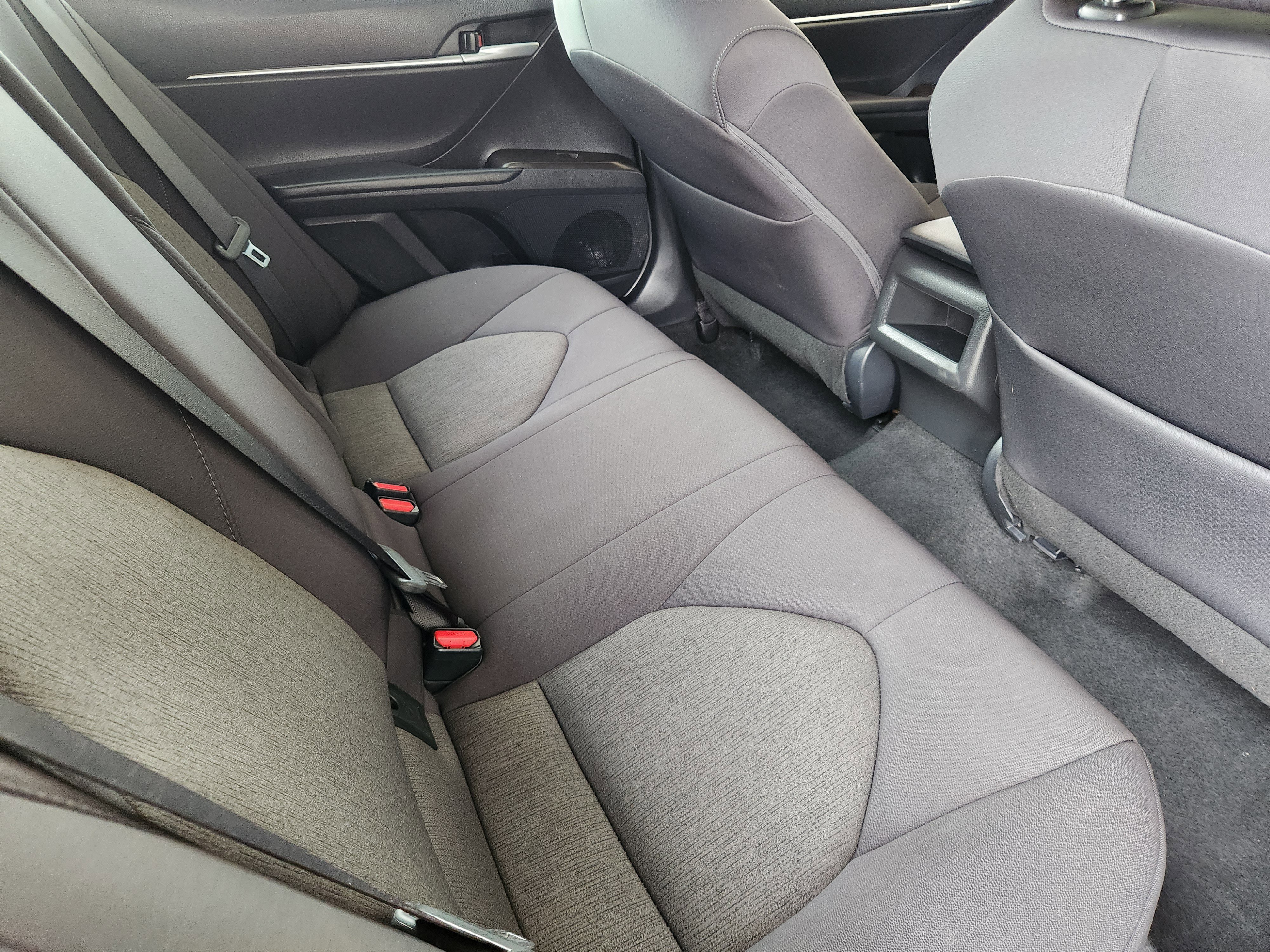 Used 2024 Toyota Camry LE FWD image 32