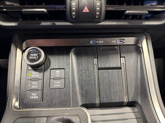 Used 2024 Lexus GX 550 AWD/4WD image 21