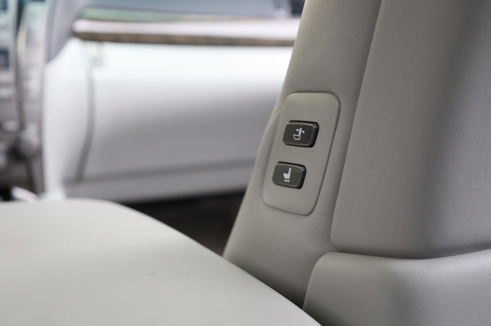 Used 2008 Lexus LS 460 RWD image 27
