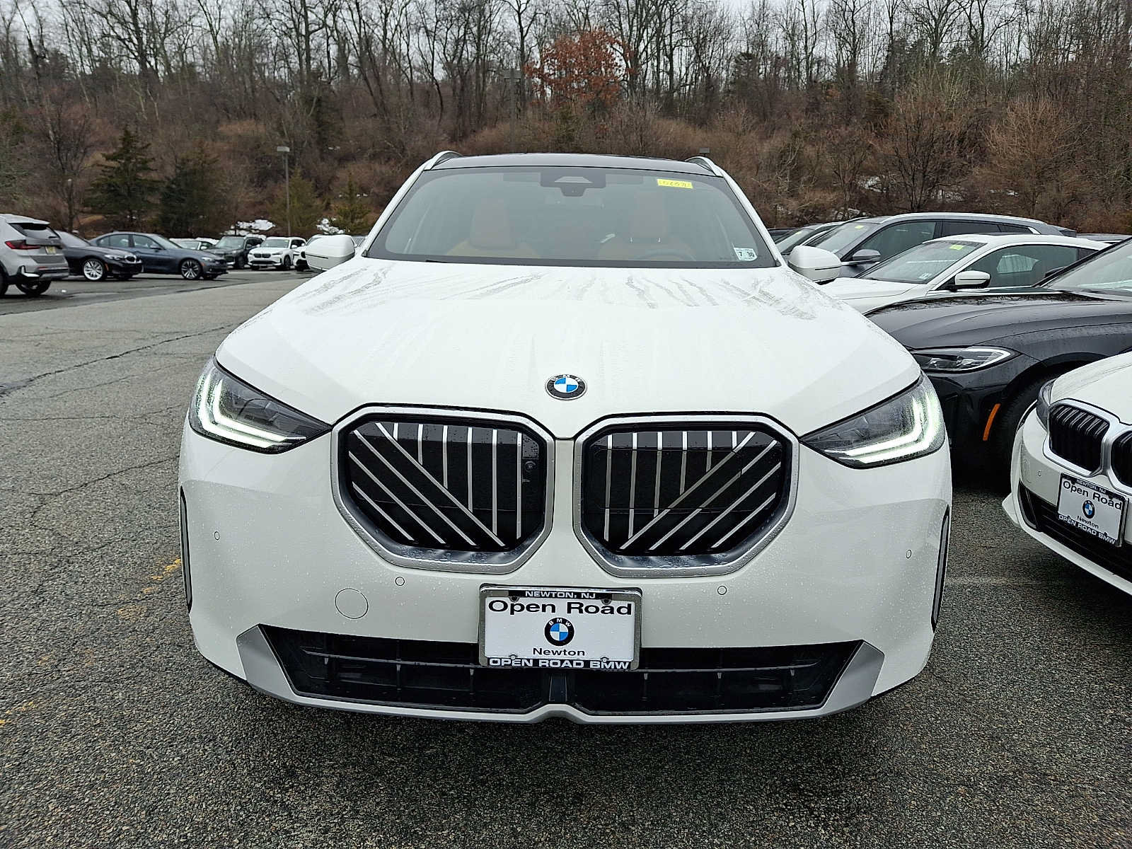 Used 2025 BMW X3 xDrive30i w/ Premium Package AWD/4WD image 2