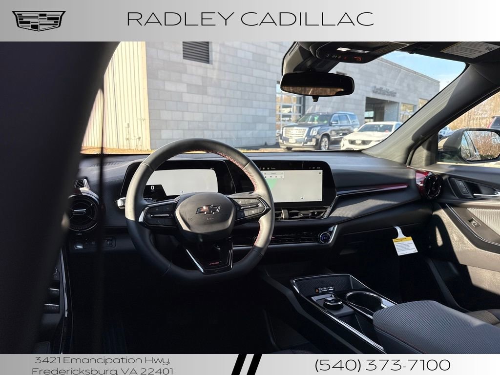 Used 2025 Chevrolet Equinox RS w/ Convenience Package III image 22